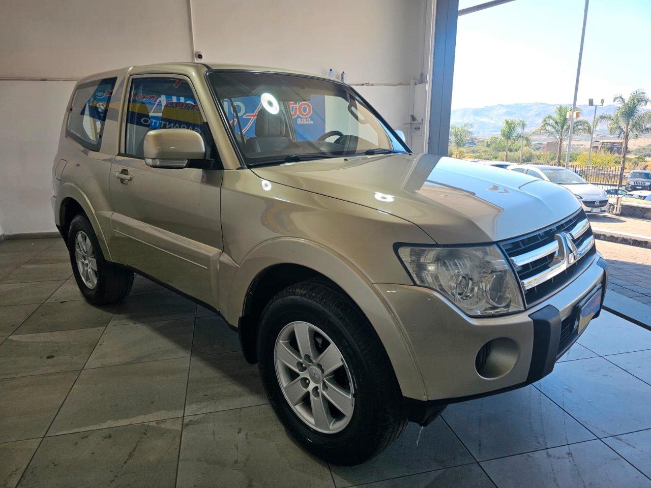 Mitsubishi Pajero 3 Porte Pajero 3p 3.2 CR Intense