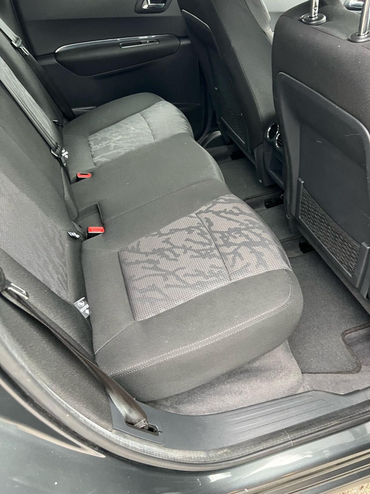 Peugeot 3008 1.6 HDi 110CV ANNO 2010 KM 170900 NEOPATENTATI