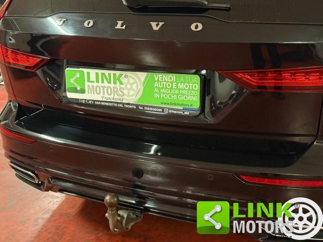 VOLVO V60 D3 Geartronic R-design - IVA -FULL- GANCIO -24MESI