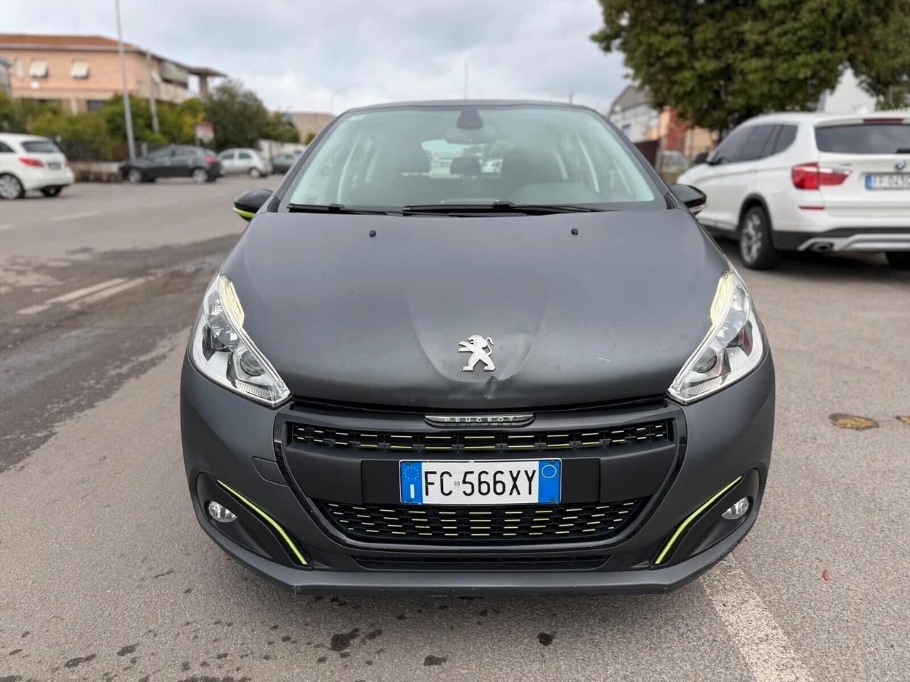 Peugeot 208 PURETECH 5P ALLURE