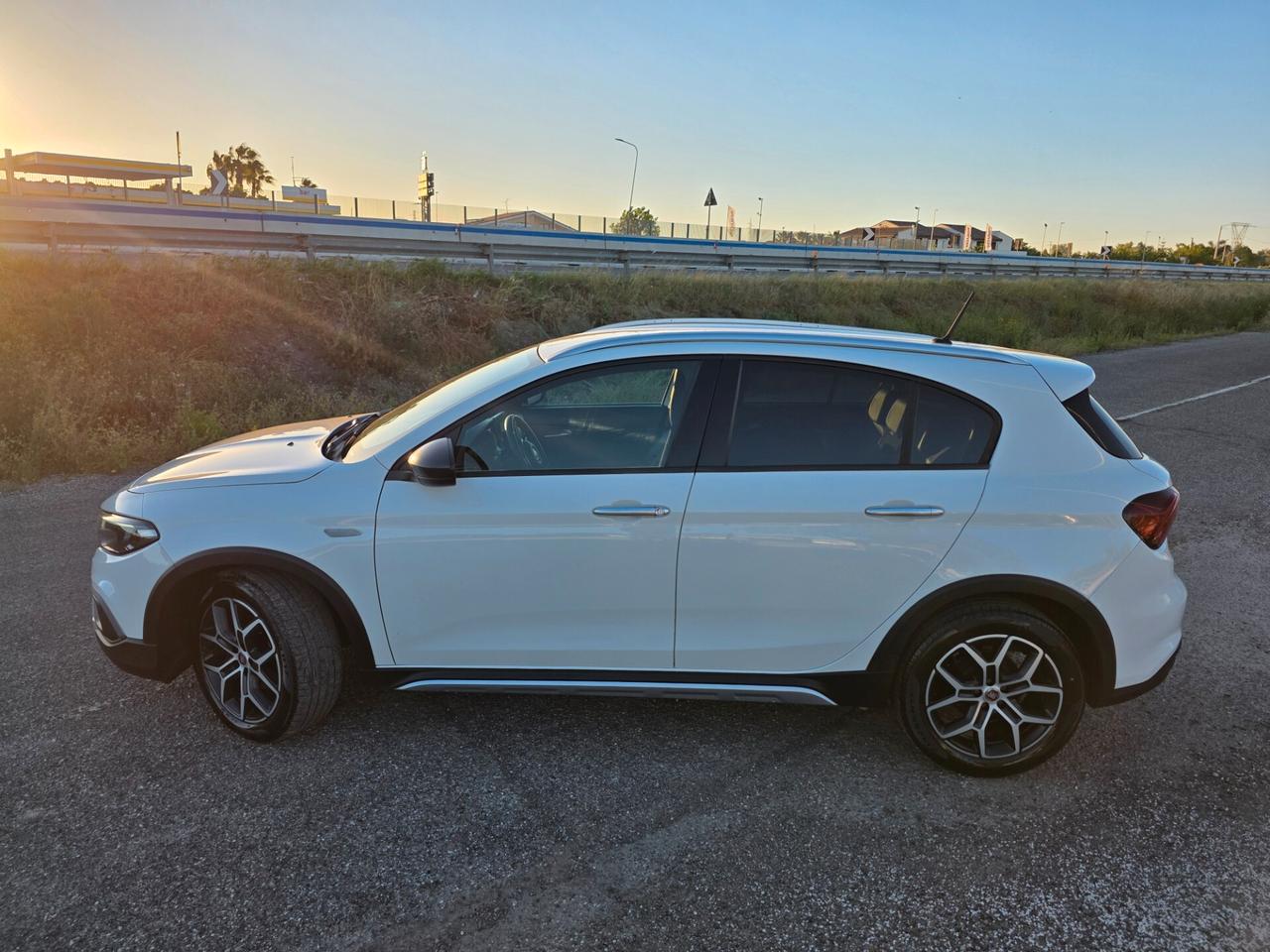 Fiat Tipo 1.3 Mjt S&S 5 porte Cross