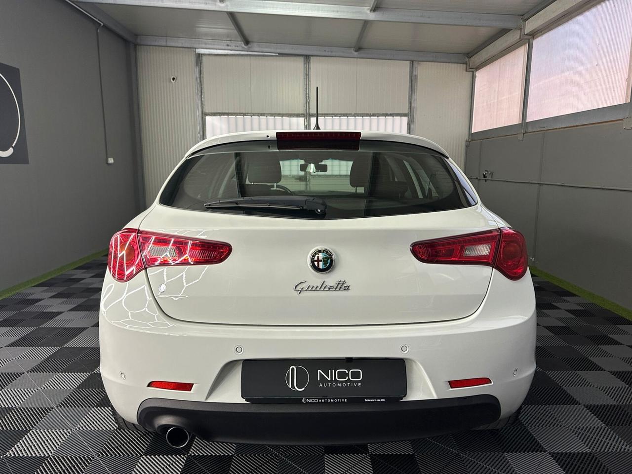 Alfa Romeo Giulietta 1.6 JTDm-2 105 CV Distinctive