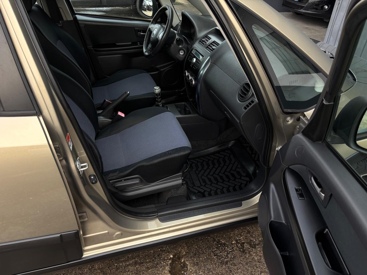 Fiat Sedici 1.9 MJT 4x4 .Garanzia. Gancio traino.