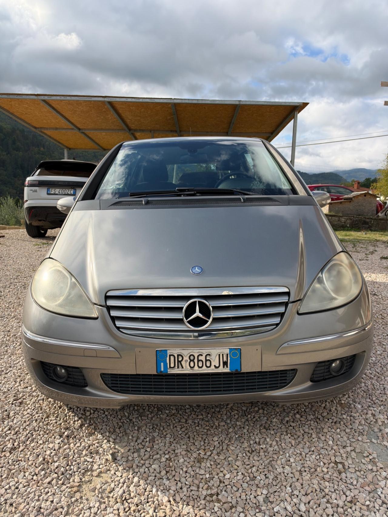 Mercedes-benz A 150 BlueEFFICIENCY Elegance