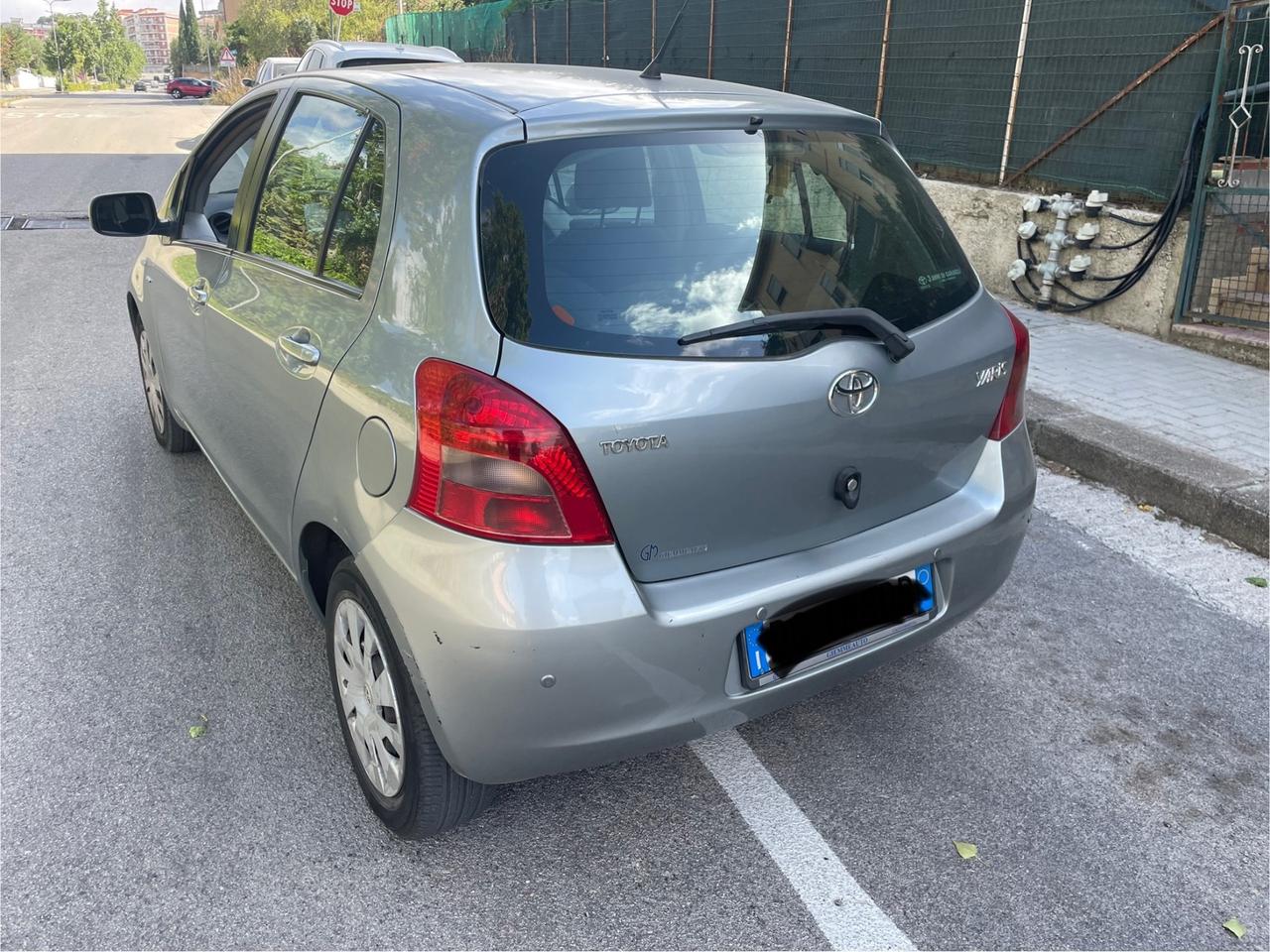 Toyota Yaris 1.4 D-4D 5 porte Sol