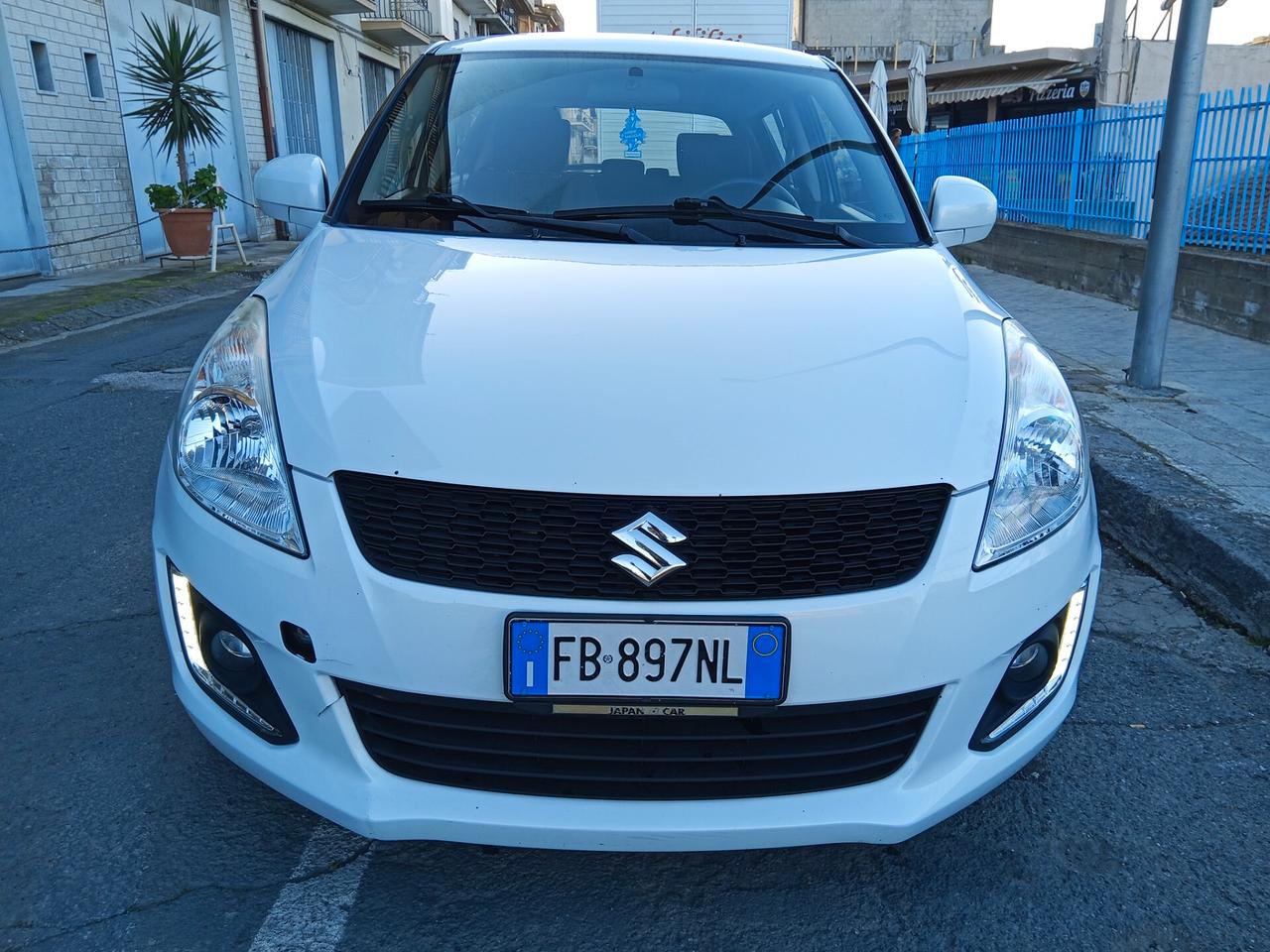 Suzuki Swift 1.3 DDiS 5 porte B-Cool Bi-Color