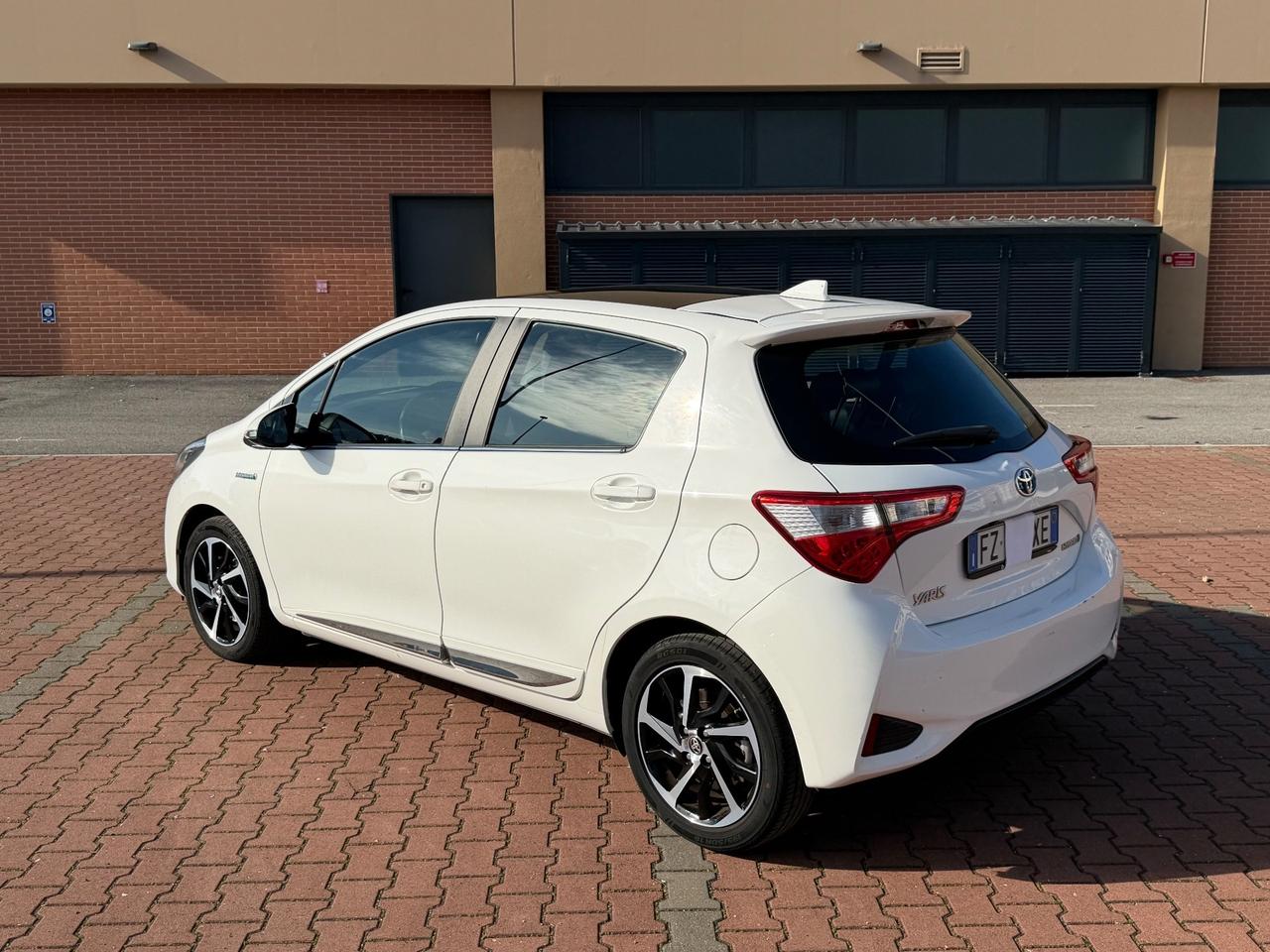 Toyota Yaris 1.5 Hybrid Style *5 Tagliandi