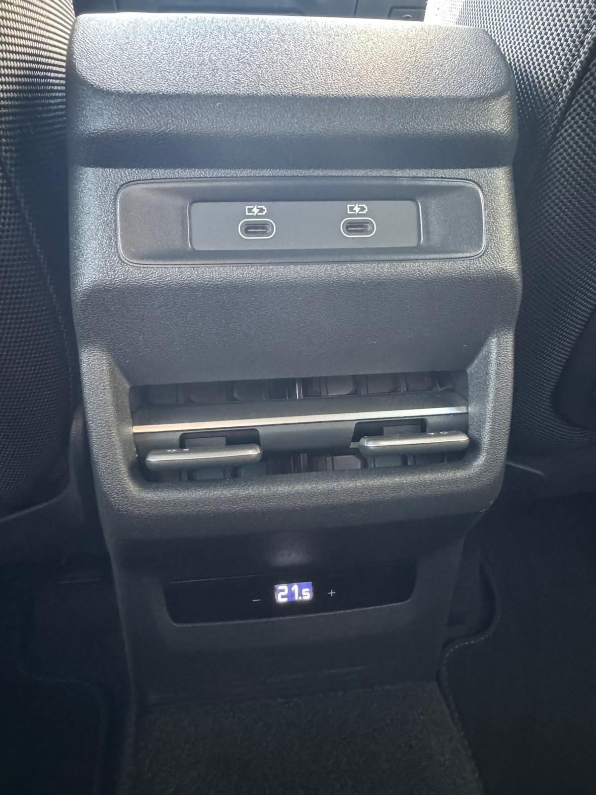 Audi NEW MODEL Q3 35 TFSI S tronic line edition