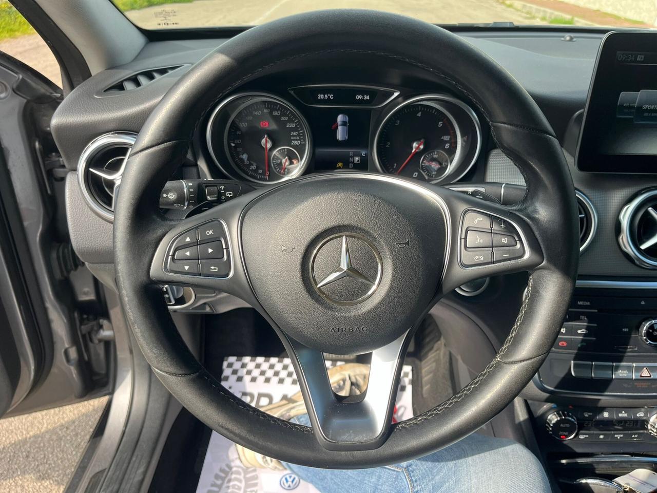 Mercedes-benz GLA 200 d Automatic Premium 2017