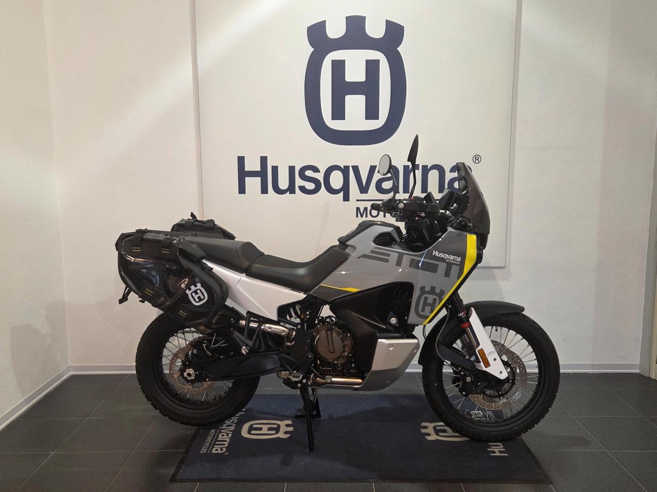 Husqvarna Norden 901 Borse e Cavalletto Centrale