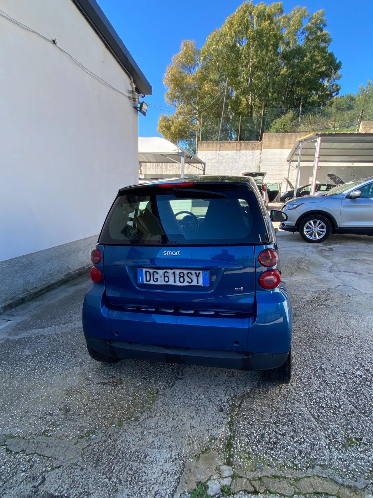 Smart ForTwo 800 33 kW coupé pure cdi