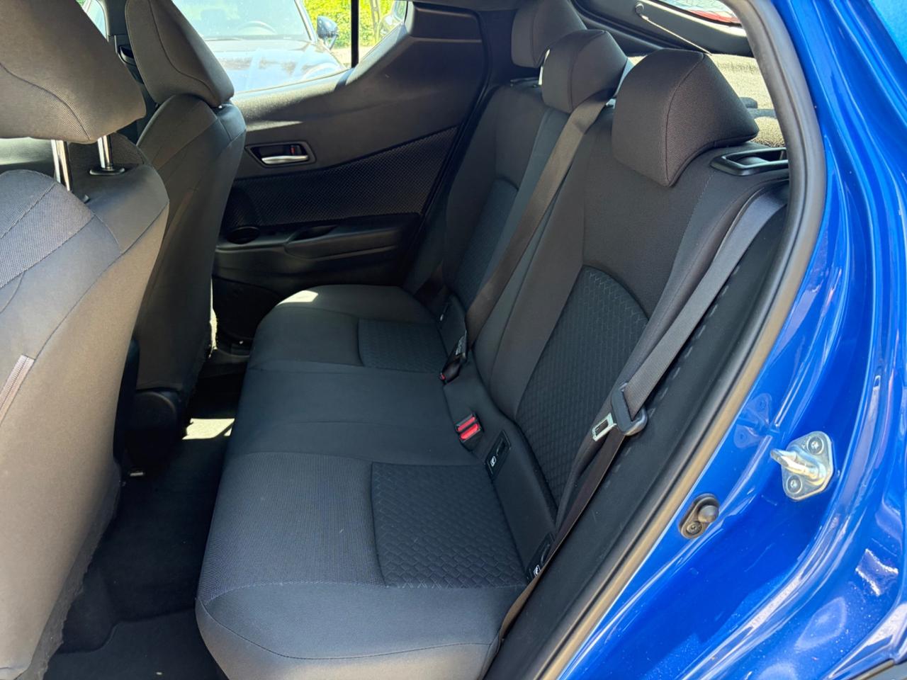 Toyota C-HR 1.8 Hybrid E-CVT Active