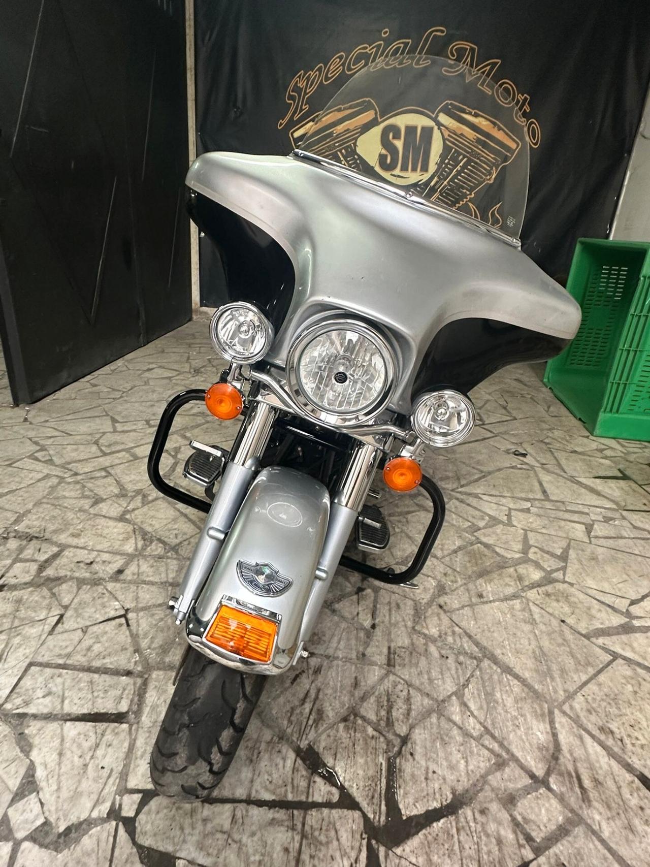 Harley-davidson FLHTCUI Ultra Classic Electra Glide 2003