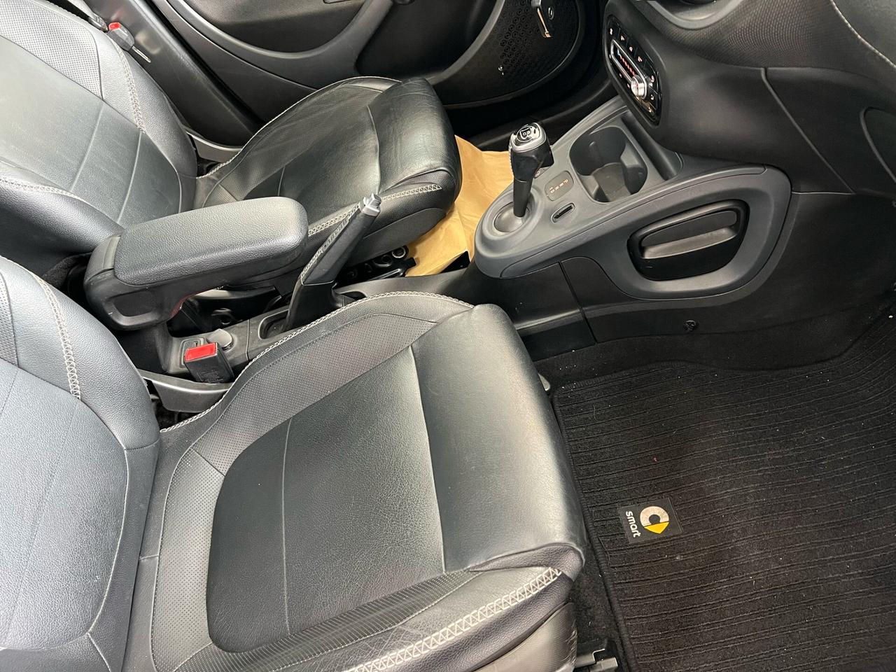 NUOVA SMART FORFOUR BRABUS EXCLUSIVE CABRIO EDITION 0.9 BENZ 109CV TWINAMIC