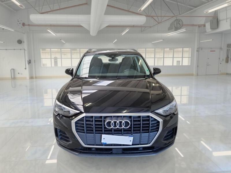 AUDI Q3 35 TDI S tronic Business