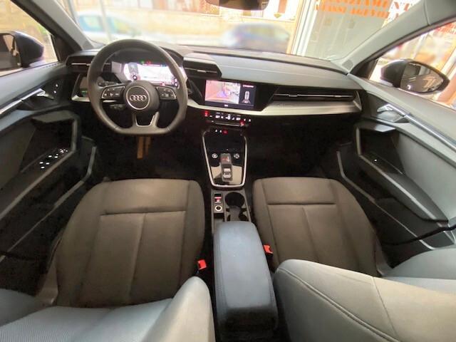 Audi A3 SPB 2.0 TDI 116cv S TRONIC LINE EDITION