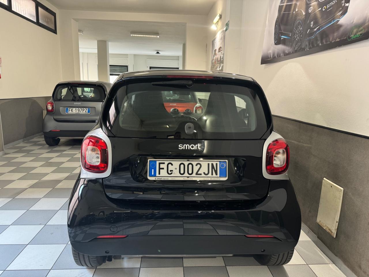 Smart ForTwo 70 1.0 benzina automatica garanzia