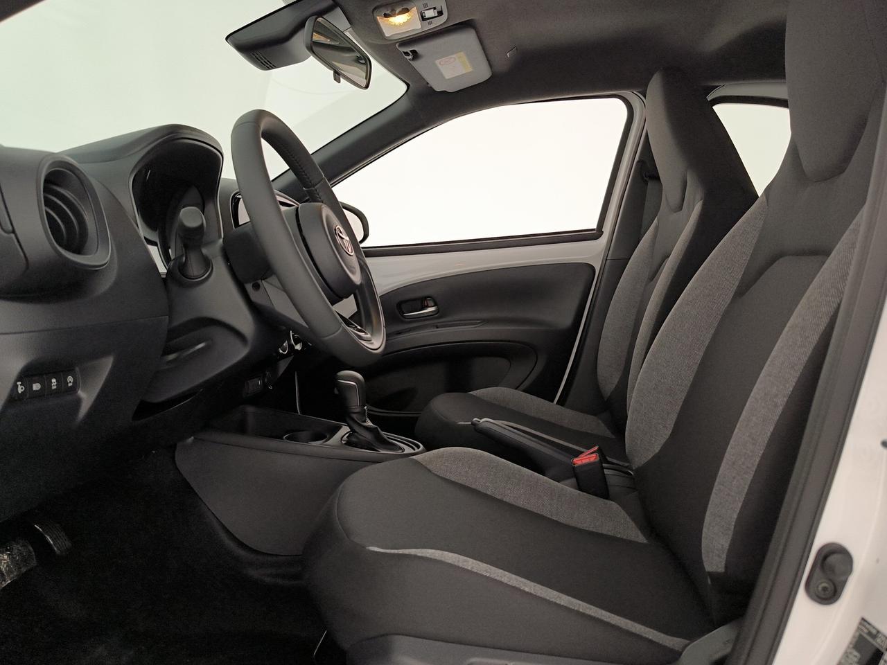 Toyota Aygo x 1.0 active 72cv s-cvt