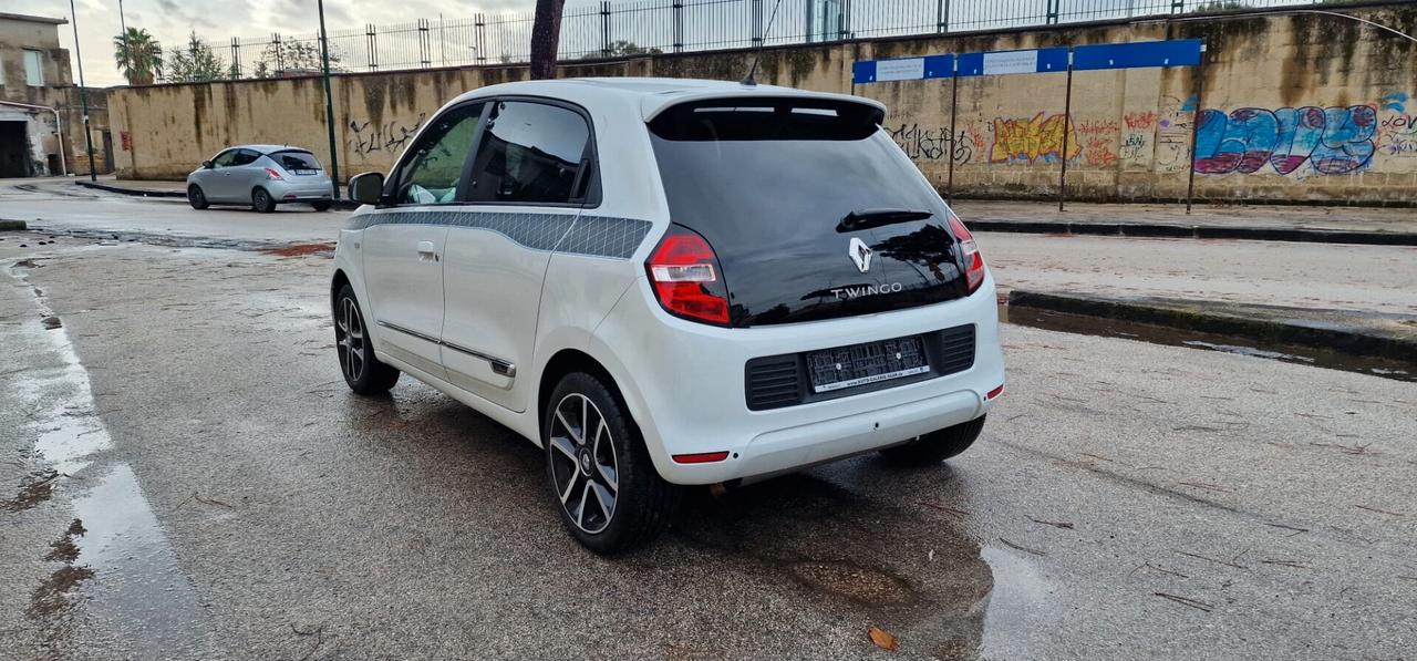 Renault Twingo TCe 90 CV Energy La Parisienne FINANZIAMENTI ANCHE SENZA BUSTA PAGA