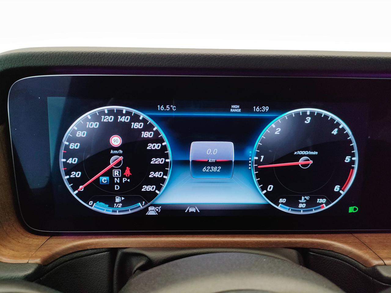 Mercedes-Benz Classe G - W463 2018 - G 400 d Premium Plus 330cv auto