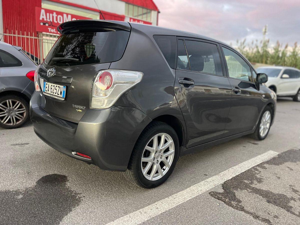 TOYOTA - Verso - 2.2 D-Cat 150CV aut. Sol