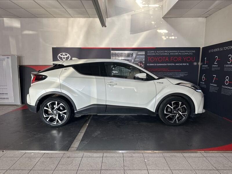 Toyota C-HR 1.8 Hybrid E-CVT Trend