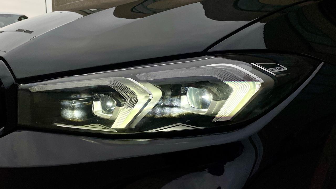 BMW 318D 48V TOURING ADVANTAGE 2.0 150CV - FARI FULL LED, VIRTUAL COCKPIT