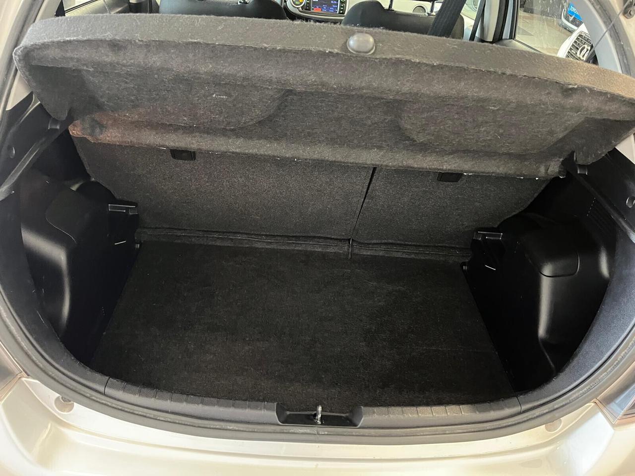 Toyota Yaris 1.5 Hybrid 5 porte Lounge