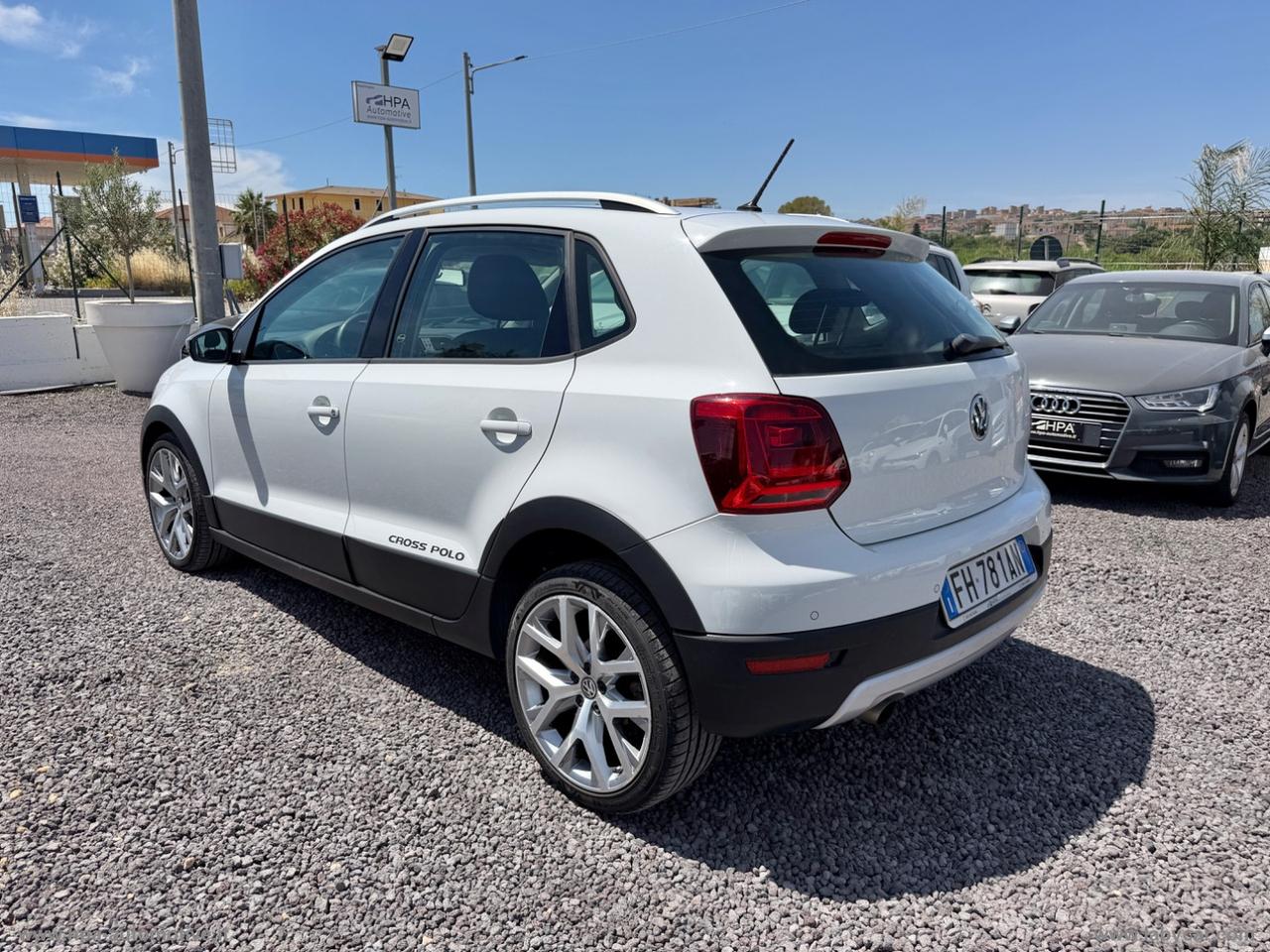 VOLKSWAGEN Polo Cross 1.4 TDI DSG BlueMotion Tech.