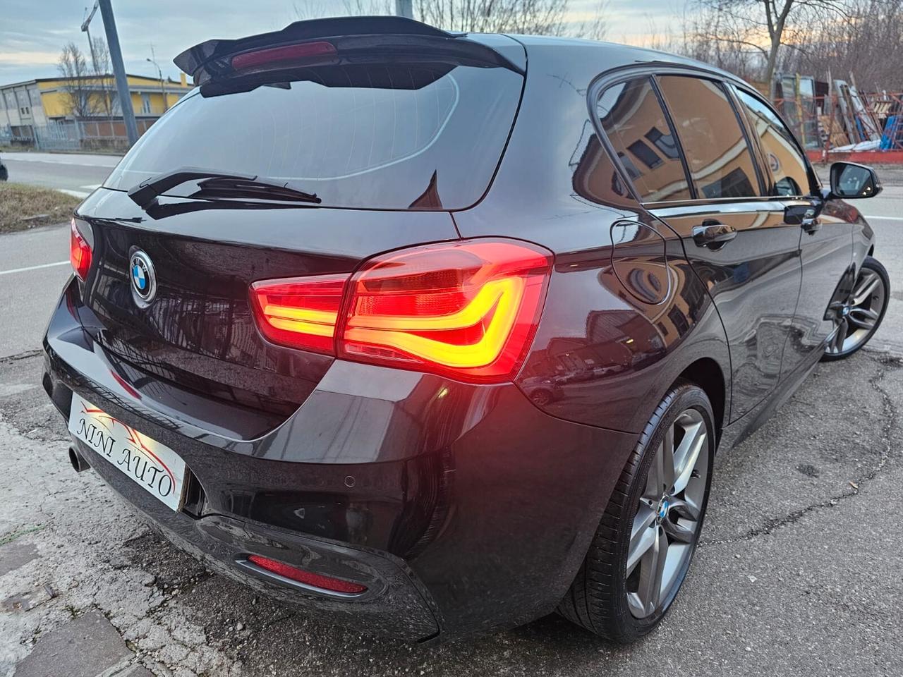 Bmw 116d 115cv M-sport*Navi*Bi-Xeno*Pdc*18*Euro6