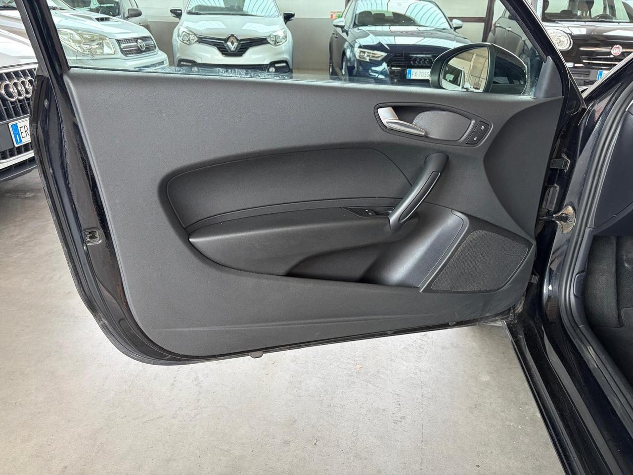 Audi A1 1.6 TDI S line edition plus