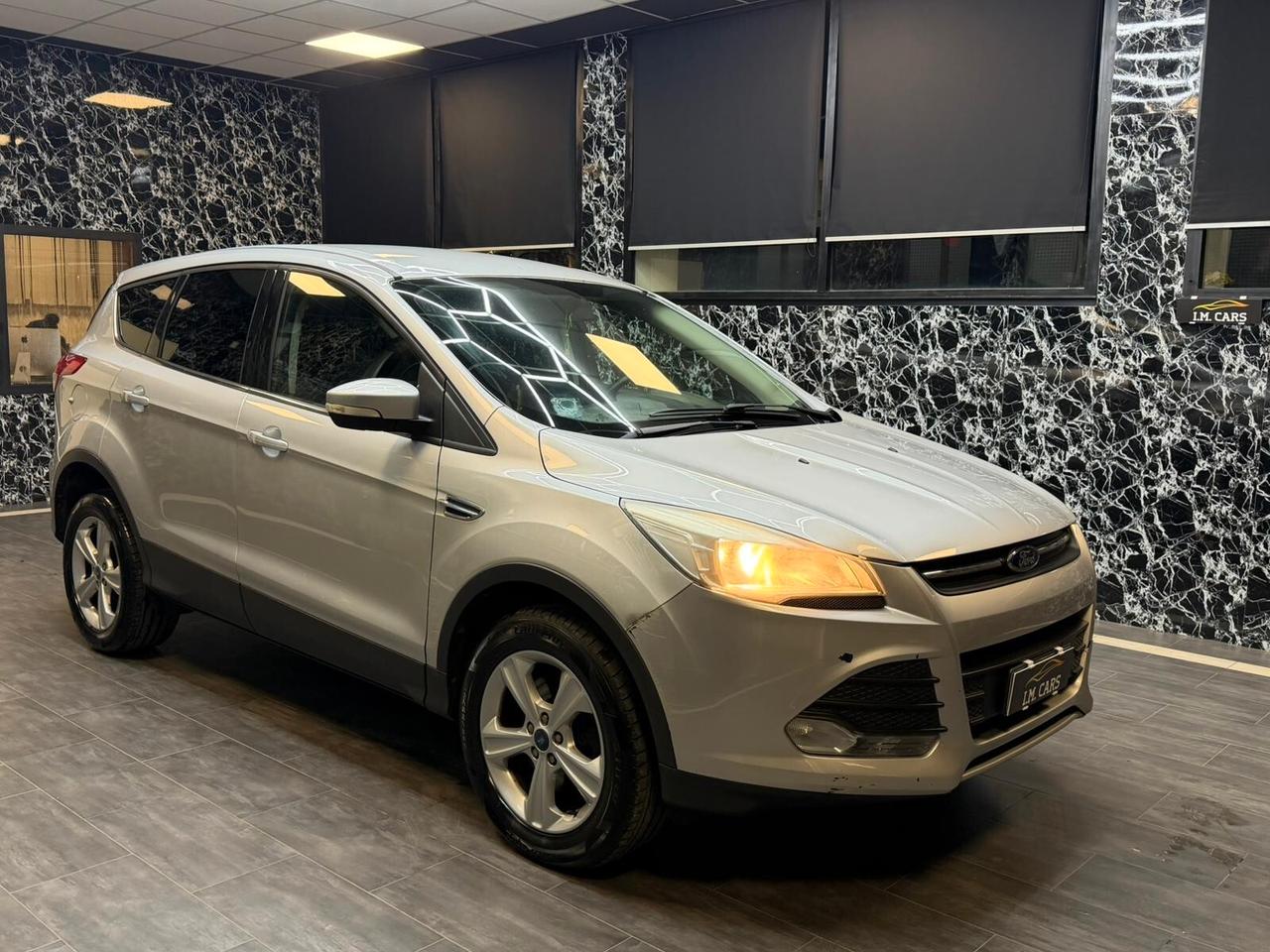 Ford Kuga 2.0 TDCI 140 CV 4WD Titanium
