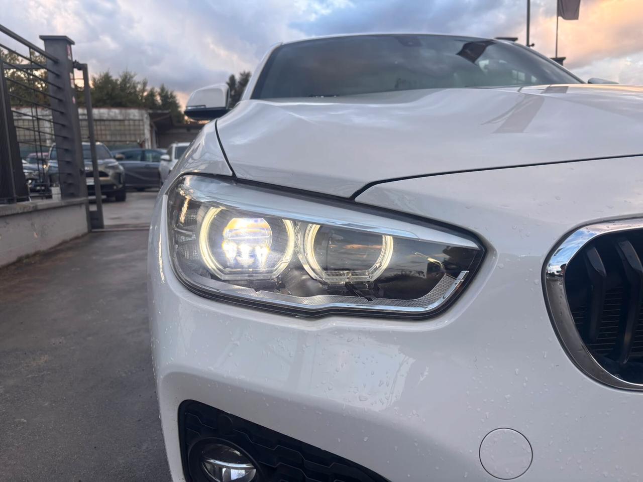 Bmw 118 118d 5p. Msport