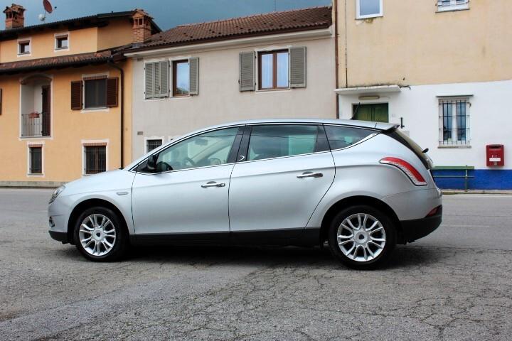 Lancia Delta 1.6 MJT DPF ORO 120CV ESTETICA DA AUTO NUOVA EX PENSIONATO 12 MESI GARANZIA
