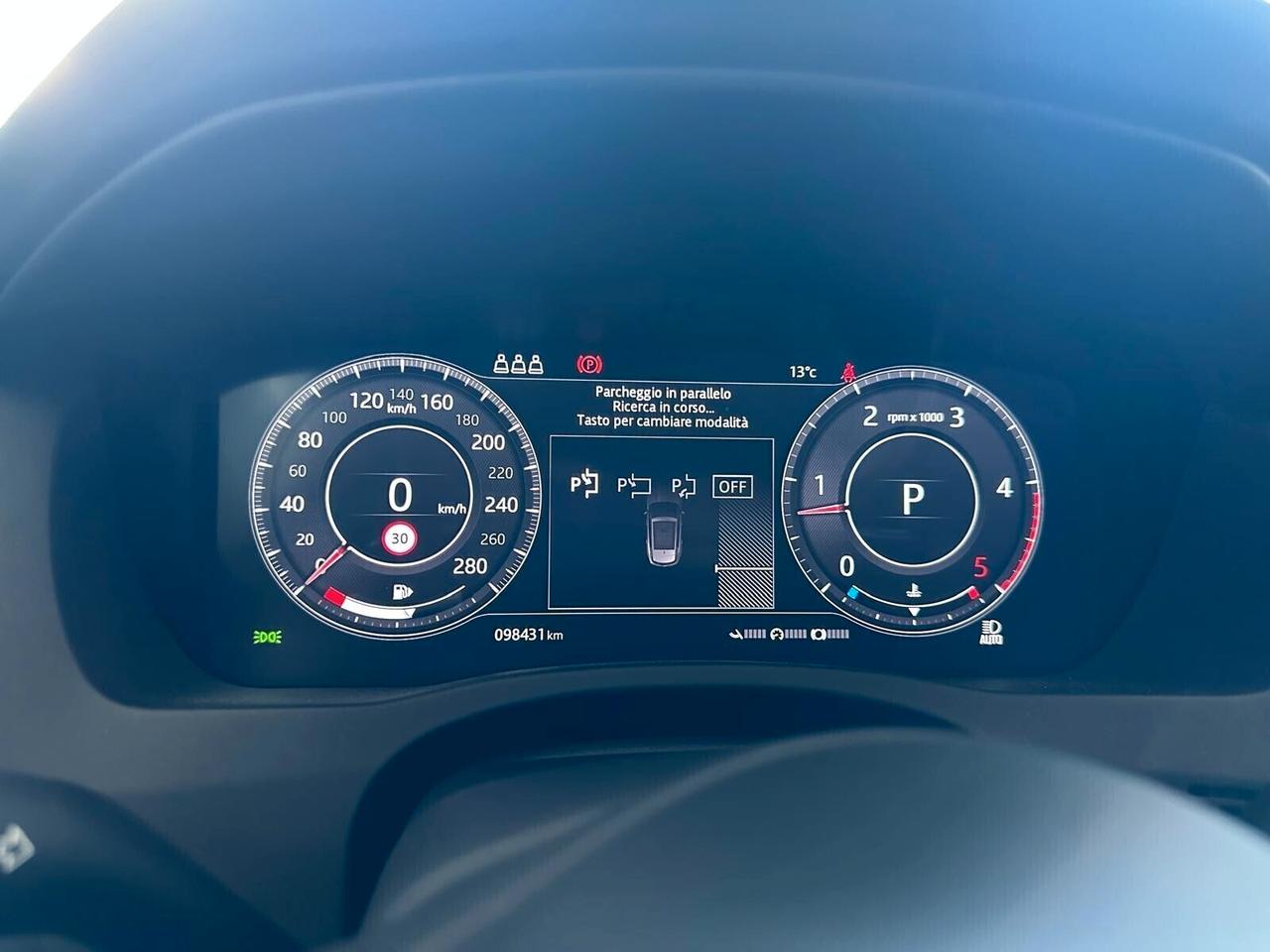 Jaguar XE 2.0 D 180 CV aut. SE