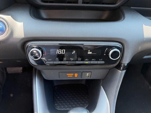 Toyota Yaris 1.5 Hybrid 5 porte Trend
