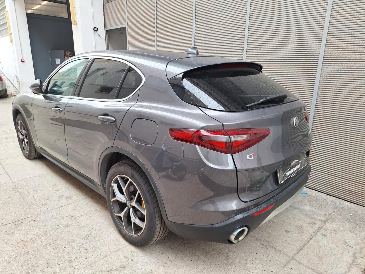 Alfa Romeo Stelvio 2.2 Turbodiesel 210 CV AT8 Q4 Super
