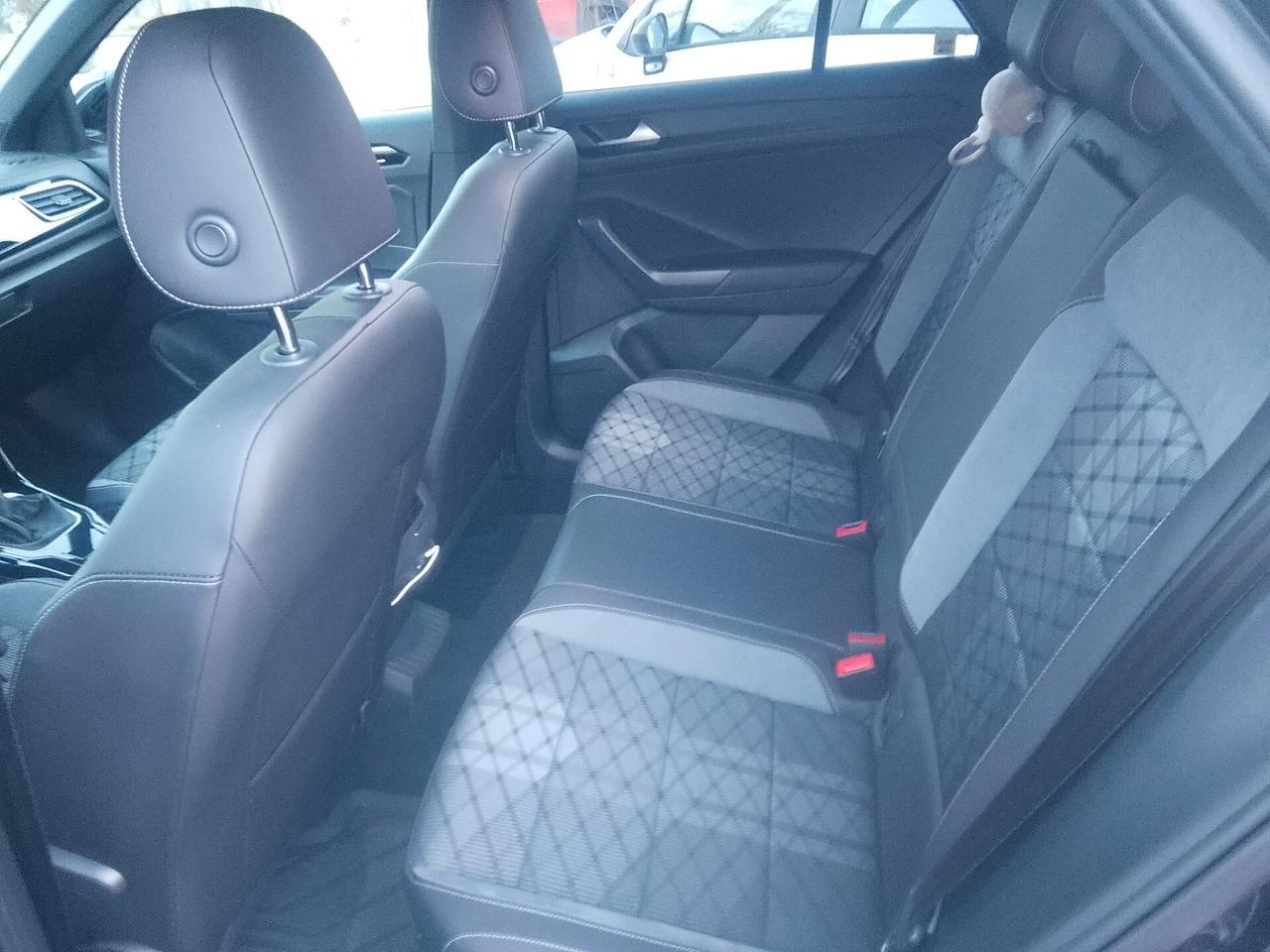 Volkswagen T-Roc 1.5 TSI ACT R-Line