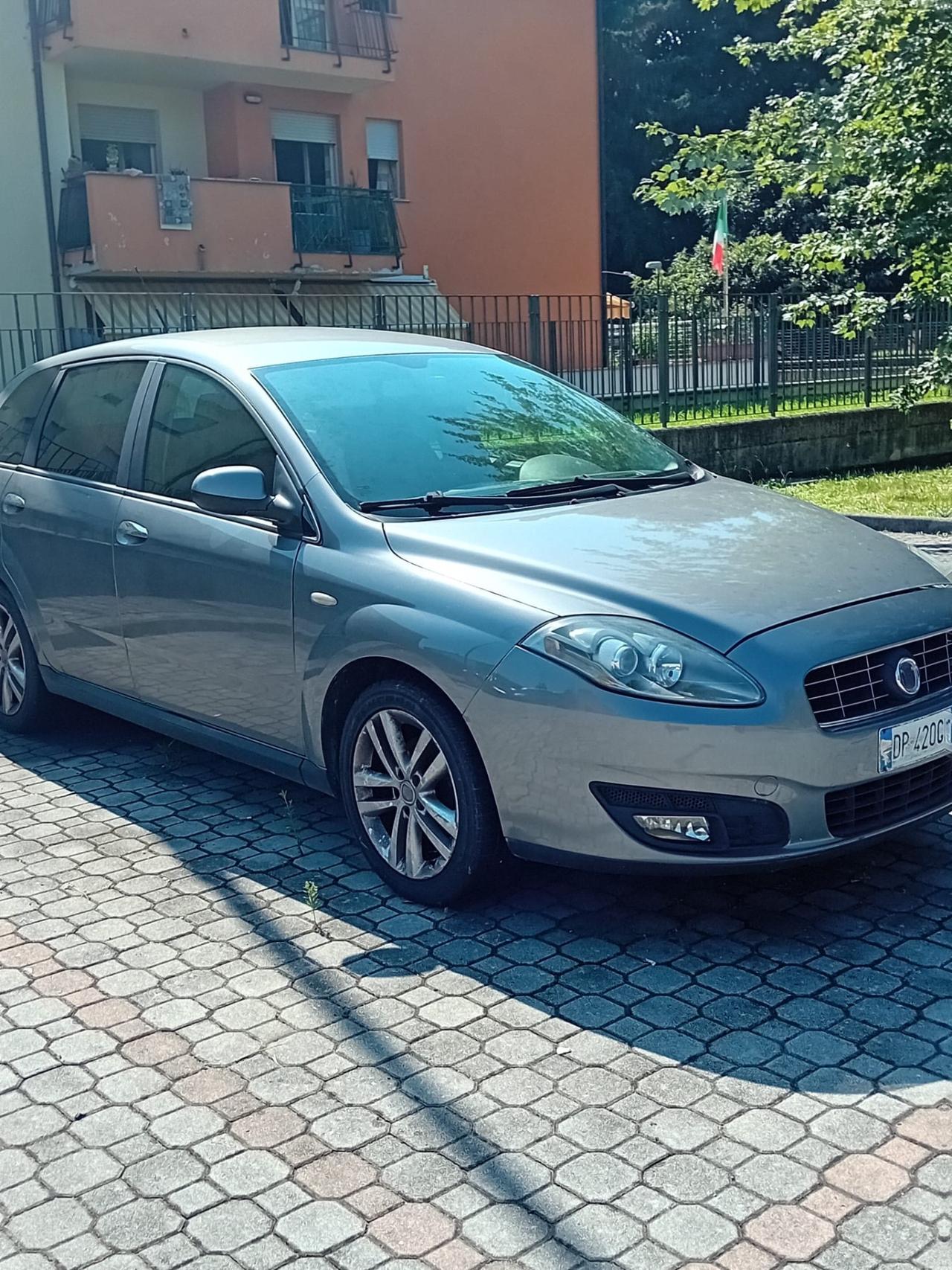 Fiat Croma 1.9 Multijet Active