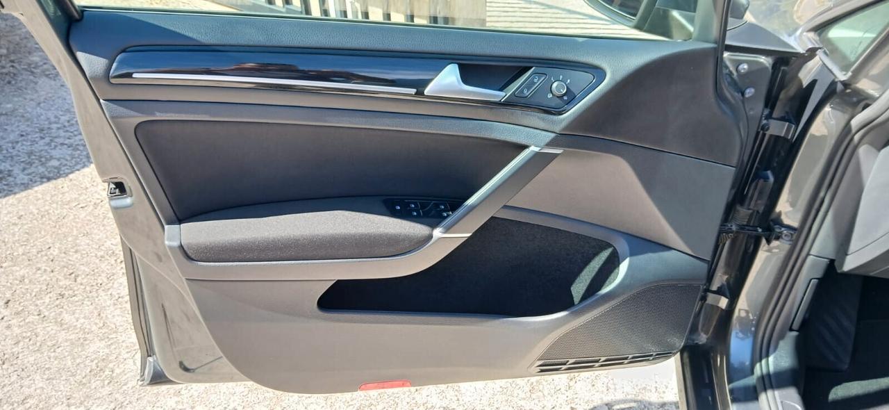 Volkswagen Golf 7.5 ° 1.6 TDI Executive - 2018