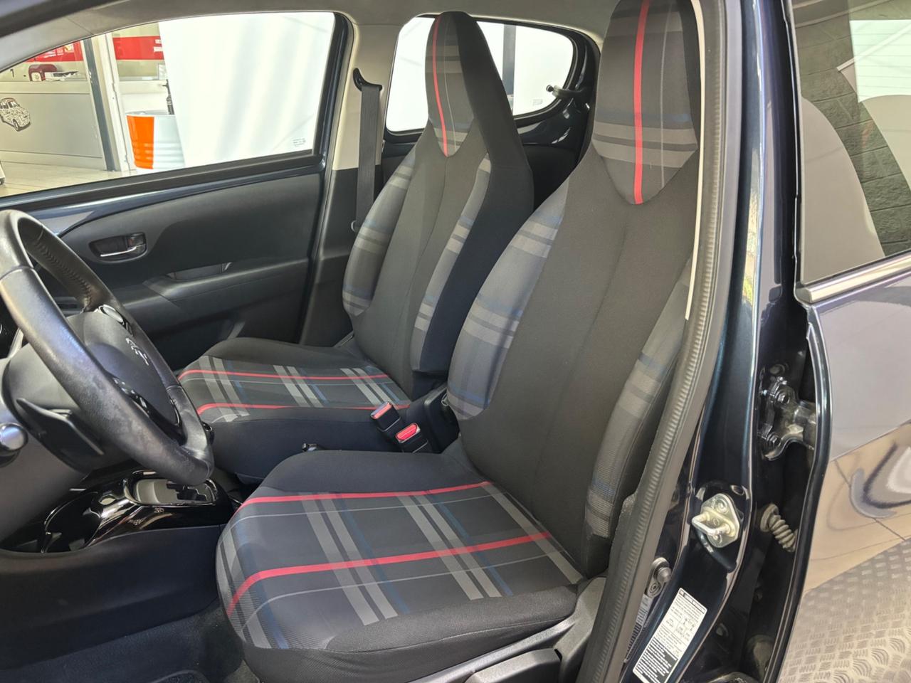 Peugeot 108 VTi 68 ETG 5 porte Allure