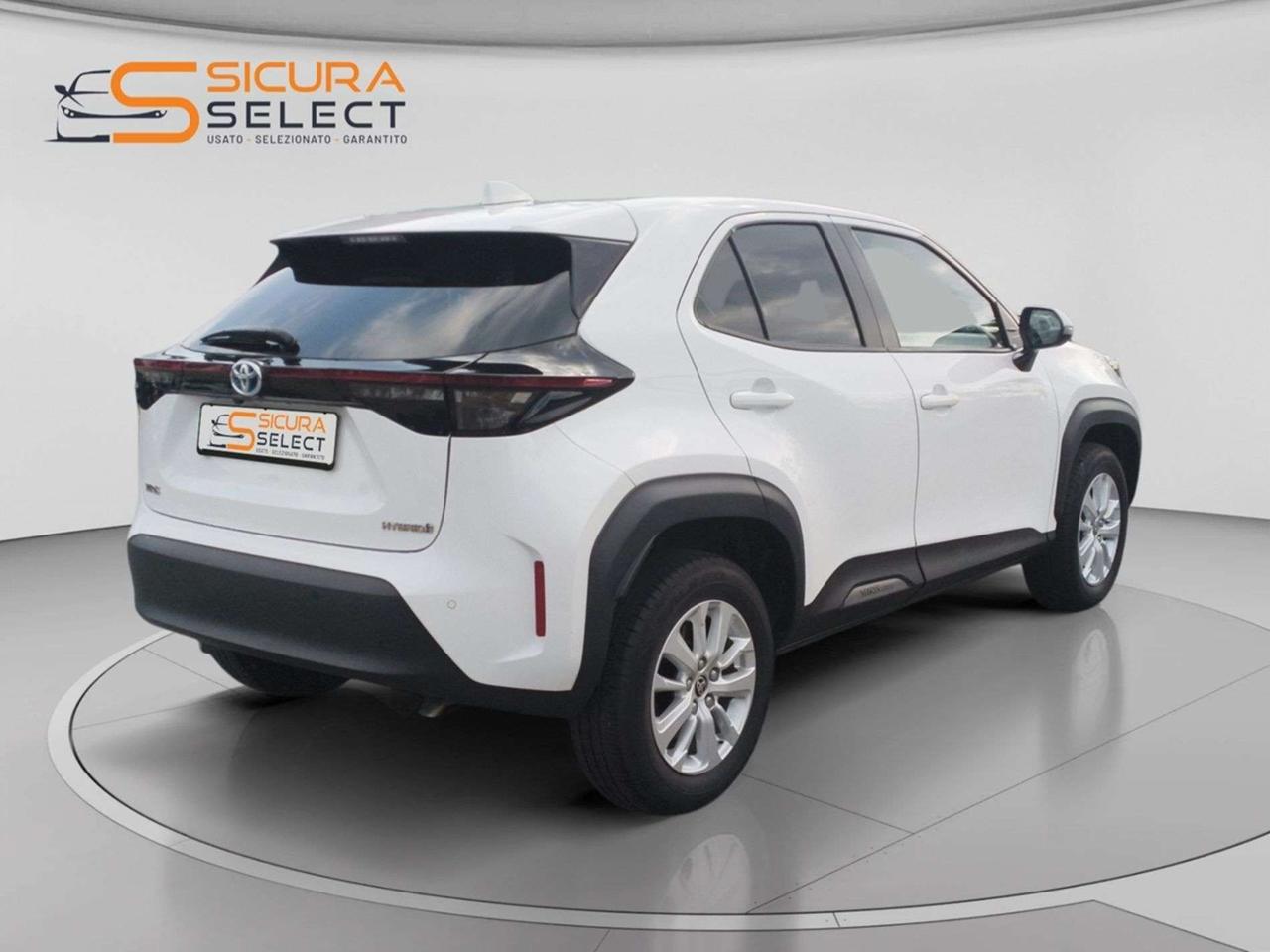 Toyota Yaris Cross TOYOTA Yaris Cross 1.5 Hybrid 5p. E-CVT Business