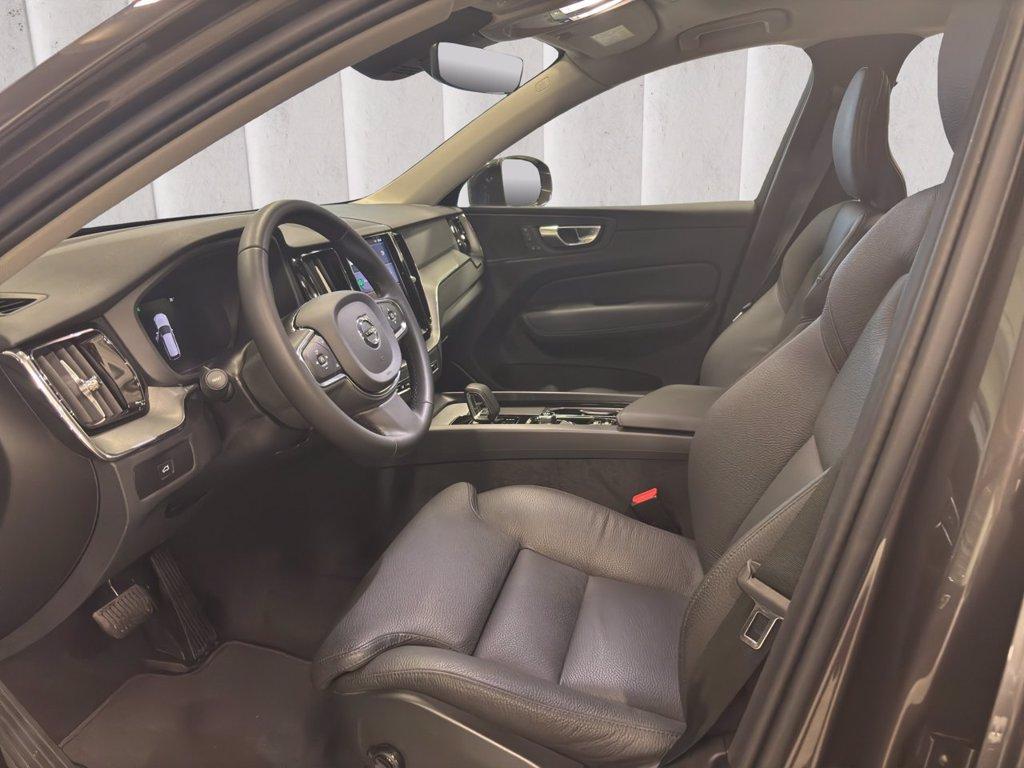 VOLVO XC60 2.0 b4 Core auto del 2024
