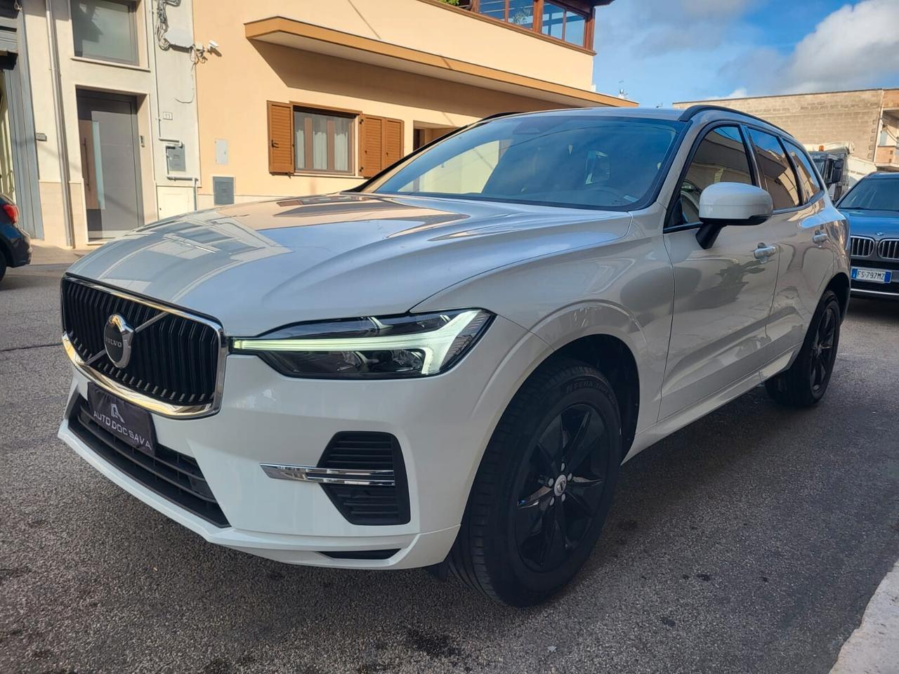 Volvo XC60 B4 HYBRID/Diesel Awd Geartronic Momentum....