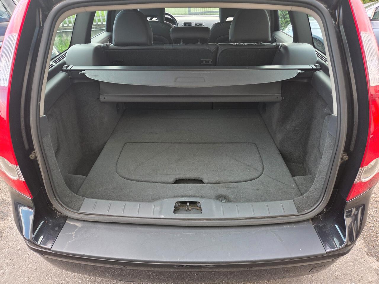 Volvo V50 1.6 16V cat Summum