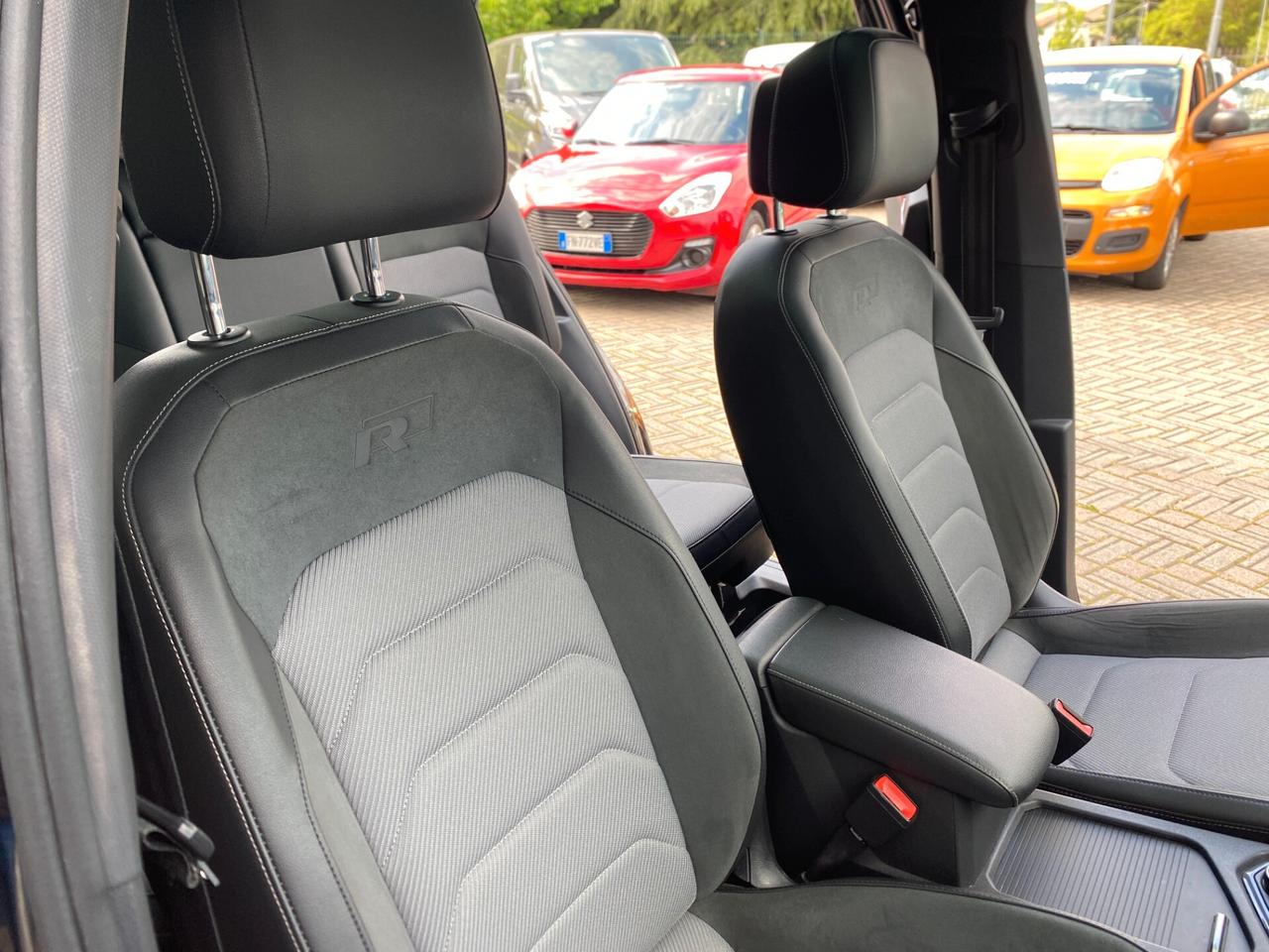 Volkswagen Tiguan Allspace 2.0 TDI SCR DSG 4MOTION R-Line