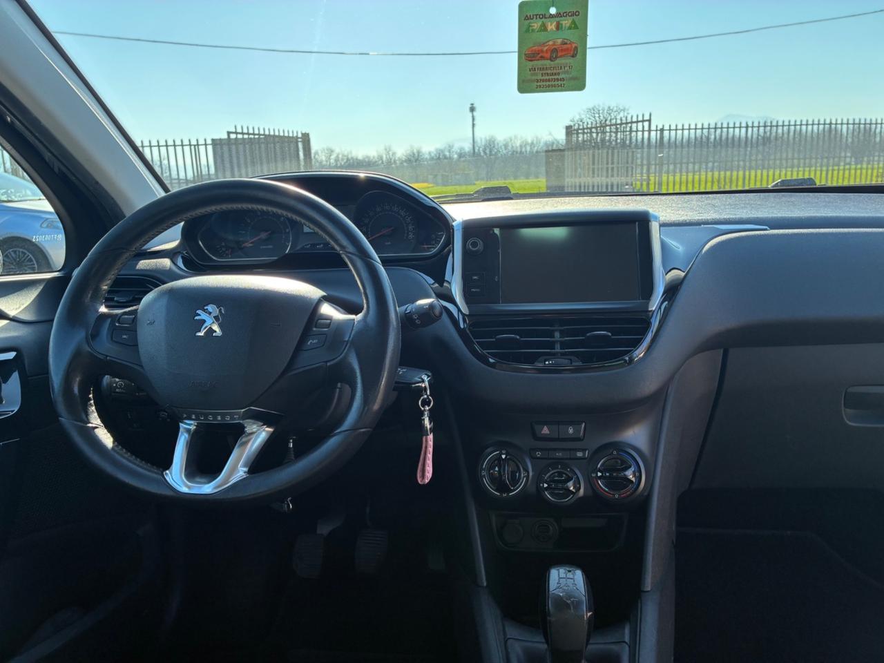 Peugeot 208 1.4 GPL 5p - 2015