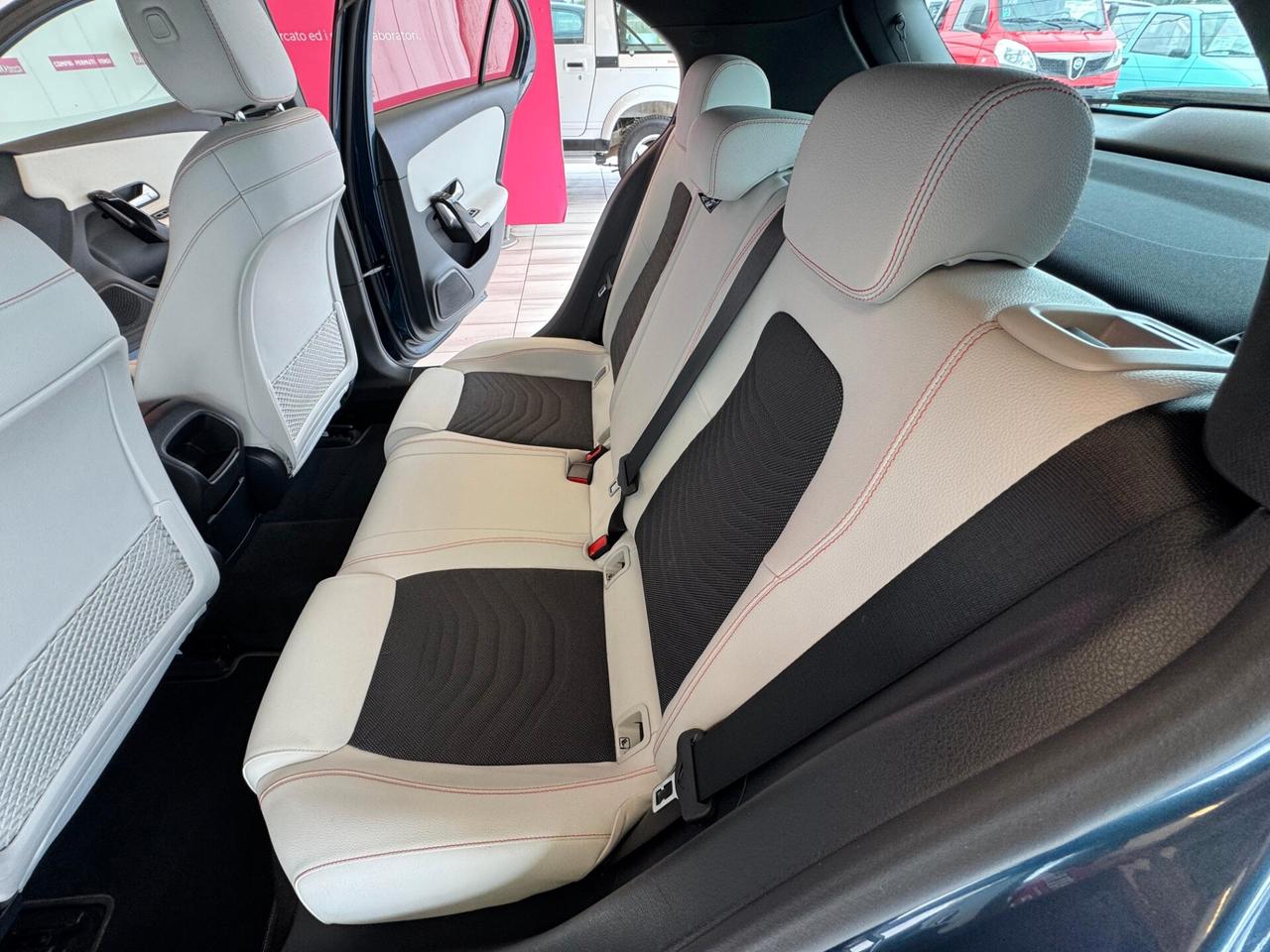 MERCEDES Classe A (W177) A 180 Business Extra