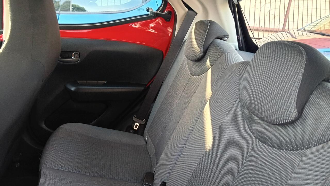 TOYOTA AYGO AUTOMATICA-PREZZO PROMO!