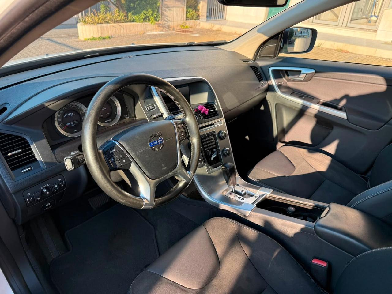 Volvo XC 60 XC60 D3 AWD Geartronic Momentum